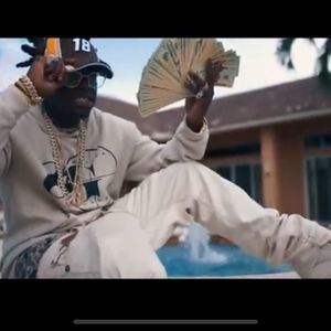 Meet your Posher, Sergio